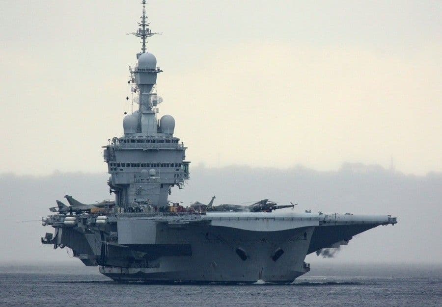 "Šarl de Gol" spreman da udari po ID "Šarl de Gol" spreman da udari po ID