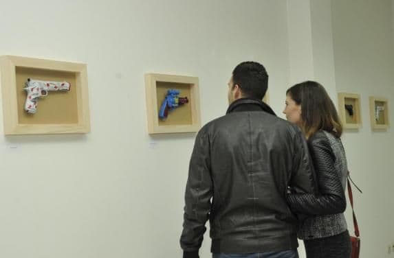 Izložba "Poštuj život, vrati oružje" Izložba "Poštuj život, vrati oružje"
