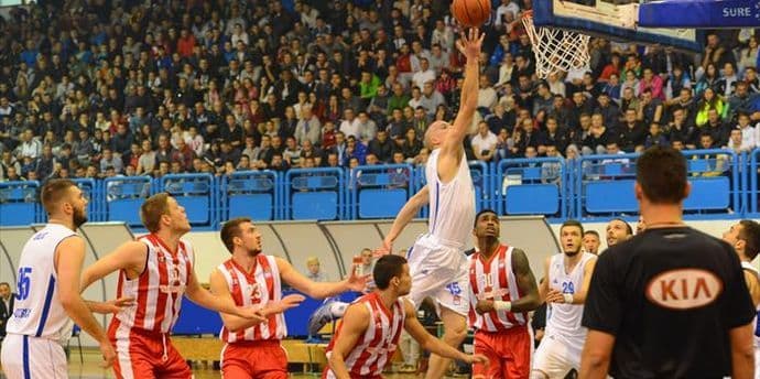 Sutjeska namučila Zvezdu u Nikšiću Sutjeska namučila Zvezdu u Nikšiću