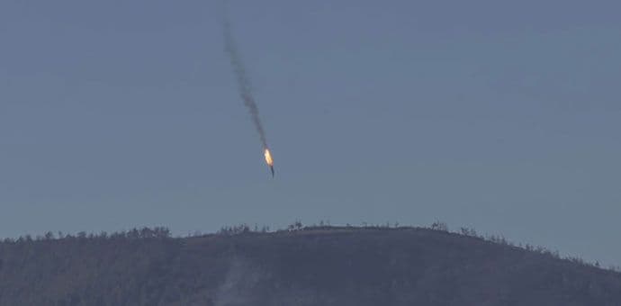 VIDEO: Turski "lovci" oborili ruski avion, NATO zakazao hitan sastanak VIDEO: Turski "lovci" oborili ruski avion, NATO zakazao hitan sastanak