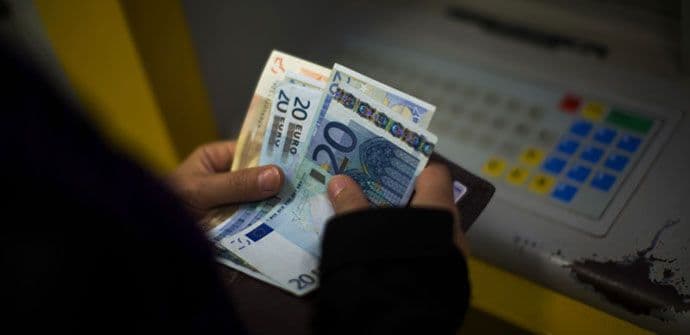 Prosječna plata 478, a potrošačka korpa 807 eura Prosječna plata 478, a potrošačka korpa 807 eura