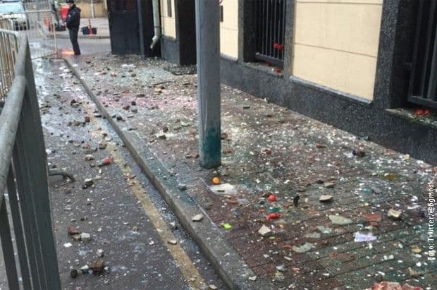 Ambasada Turske u Moskvi gađana jajima i kamenicama Ambasada Turske u Moskvi gađana jajima i kamenicama