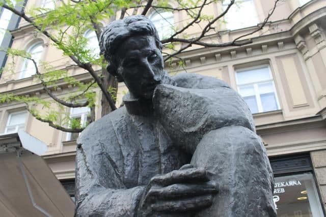 Posljednja fotografija Nikole Tesle: Zaboravljen i siromašan Posljednja fotografija Nikole Tesle: Zaboravljen i siromašan