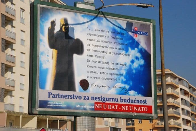 "Ne u rat- ne u NATO" traži garancije za vojnu i političku neutralnost Crne Gore "Ne u rat- ne u NATO" traži garancije za vojnu i političku neutralnost Crne Gore