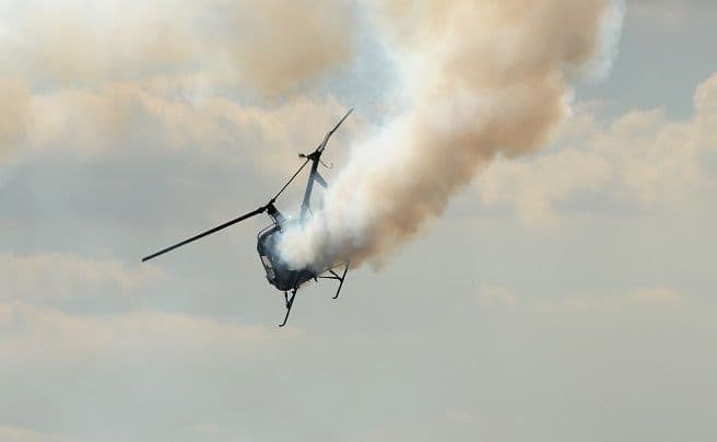 Helikopter pao u zaleđenu rijeku, 12 mrtvih Helikopter pao u zaleđenu rijeku, 12 mrtvih