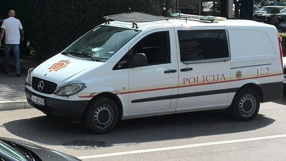 Uhapšen osumnjičeni za krađu sedam vozila Uhapšen osumnjičeni za krađu sedam vozila