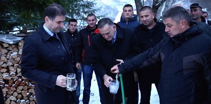 Otvoren vodovod u Podgradini, IVANOVIĆ: Nastavićemo da pomažemo Šavnik  Otvoren vodovod u Podgradini, IVANOVIĆ: Nastavićemo da pomažemo Šavnik