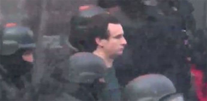 PRIŠTINA: Završeni protesti, uhapšen lider i 40 članova Samoopredjeljenja PRIŠTINA: Završeni protesti, uhapšen lider i 40 članova Samoopredjeljenja