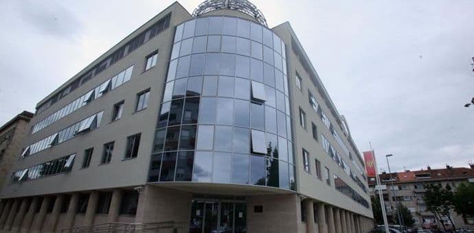 Sindikat UP: Novi zakon umanjuje plate policijskim službenicima Sindikat UP: Novi zakon umanjuje plate policijskim službenicima