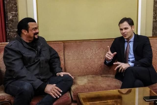 Stiven Sigal će obučavati specijalce Stiven Sigal će obučavati specijalce