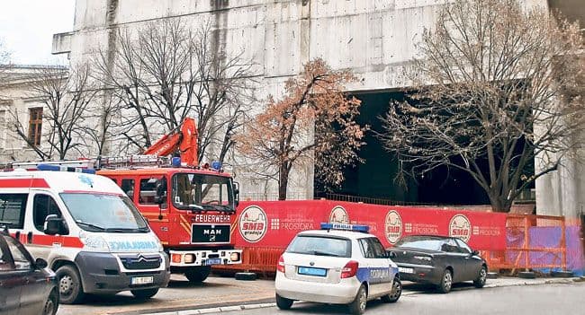 U podrumu Narodnog pozorišta pronađeno beživotno tijelo  U podrumu Narodnog pozorišta pronađeno beživotno tijelo