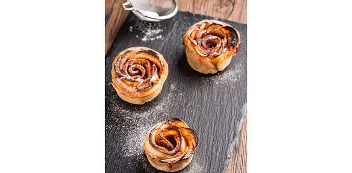 Lako i slatko: Kolač s jabukama je apsolutni hit na internetu Lako i slatko: Kolač s jabukama je apsolutni hit na internetu