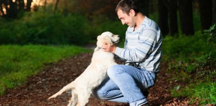 Pet razloga zbog kojih treba da se zaljubite u nekog ko ima psa Pet razloga zbog kojih treba da se zaljubite u nekog ko ima psa