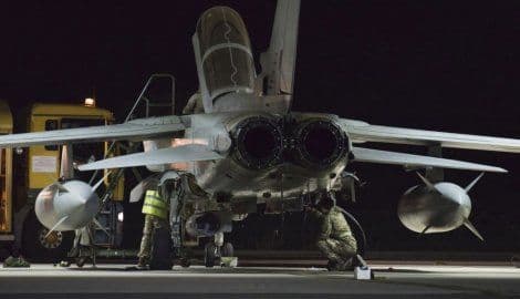 VIDEO: Ovo je vojna sila kojom je Britanija udarila na džihadiste VIDEO: Ovo je vojna sila kojom je Britanija udarila na džihadiste