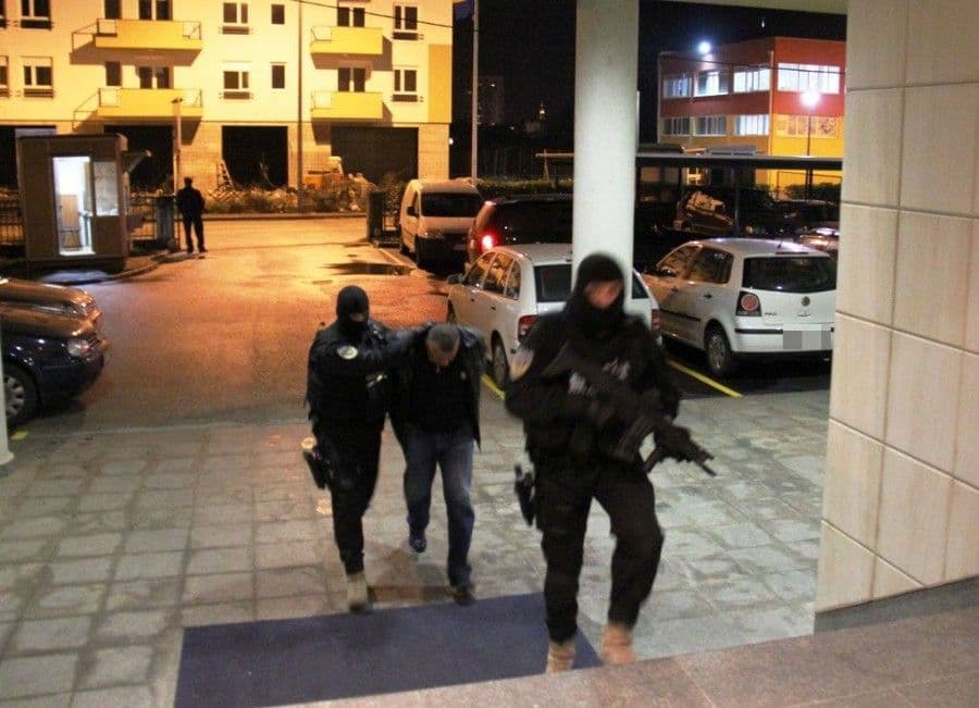 Sarajevo: Uhapšeni službenici Opštinskog suda Sarajevo: Uhapšeni službenici Opštinskog suda