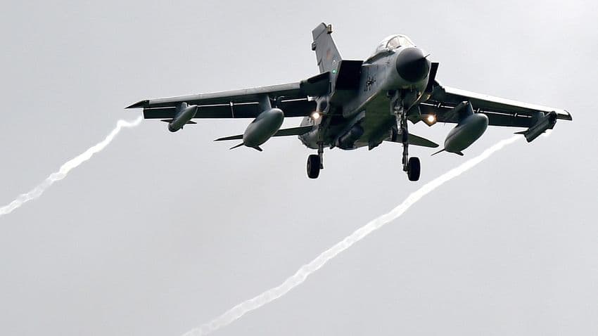 Njemačka se uključuje u borbu protiv Islamske države Njemačka se uključuje u borbu protiv Islamske države