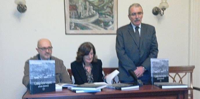 BERKULJAN: Cetinje kakvo je bilo, a više ga nema i kakvo je moglo da bude BERKULJAN: Cetinje kakvo je bilo, a više ga nema i kakvo je moglo da bude