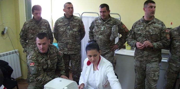 Pripadnici Vojske Crne Gore u akciji dobrovoljnog davanja krvi Pripadnici Vojske Crne Gore u akciji dobrovoljnog davanja krvi