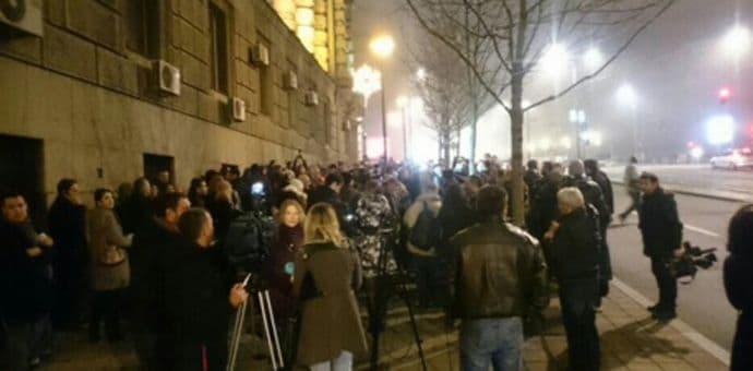 Protest novinara Srbije: Političari s nama brišu pod Protest novinara Srbije: Političari s nama brišu pod