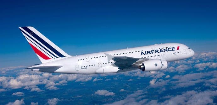 Avion "Er Fransa" prinudno sletio zbog dojave o bombi Avion "Er Fransa" prinudno sletio zbog dojave o bombi