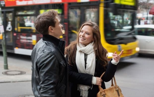 Zašto otkrivamo tajne strancima? Zašto otkrivamo tajne strancima?