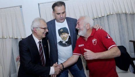 Grof Božović u majici sa Putinovim likom na proslavi svjetske titule Grof Božović u majici sa Putinovim likom na proslavi svjetske titule