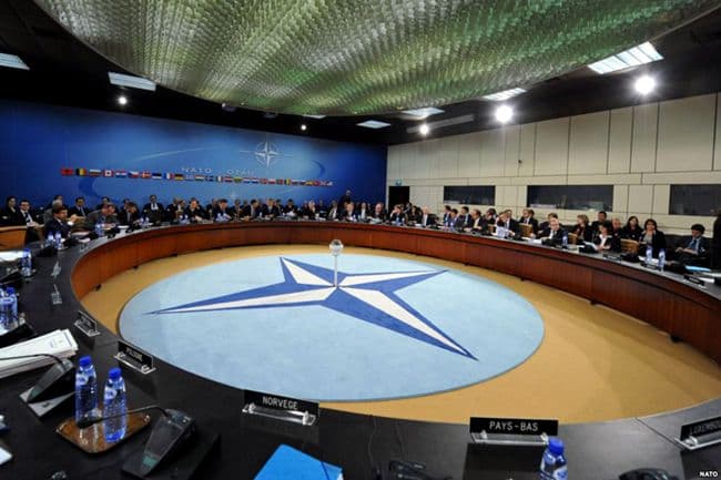 Moskovski komsomolac: Rusija kao razmaženo dijete kojem nijesu dali slatkiš Moskovski komsomolac: Rusija kao razmaženo dijete kojem nijesu dali slatkiš