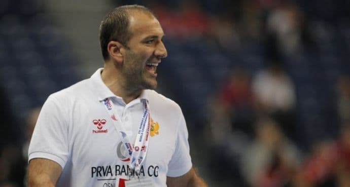 Večeras derbi sa Danskom, ADŽIĆ: Da umirimo navijače i uživamo u ambijentu! Večeras derbi sa Danskom, ADŽIĆ: Da umirimo navijače i uživamo u ambijentu!