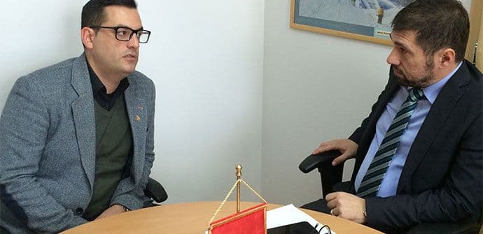 Inicirano potpisivanje memoranduma o saradnji Ministarstva i crnogorske redakcije javnog servisa Kosova Inicirano potpisivanje memoranduma o saradnji Ministarstva i crnogorske redakcije javnog servisa Kosova