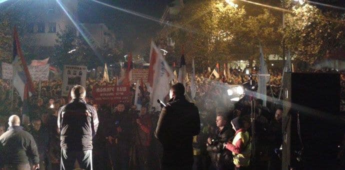 Završen anti-NATO skup u Podgorici; Mandić: Ako ne bude referenduma zemlja će biti na ivici sukoba Završen anti-NATO skup u Podgorici; Mandić: Ako ne bude referenduma zemlja će biti na ivici sukoba