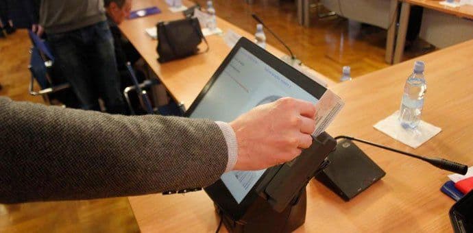 Stiglo još 300 uređaja za elektronsku identifikaciju Stiglo još 300 uređaja za elektronsku identifikaciju