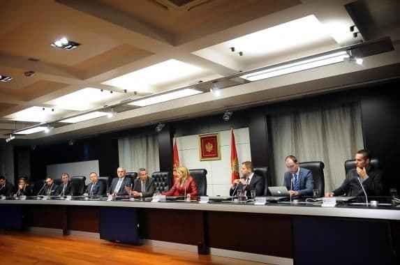 Političke partije će i dalje sarađivati sa Komunikacionim timom za NATO Političke partije će i dalje sarađivati sa Komunikacionim timom za NATO