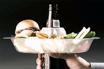 Čeka ga zatvor: Čeh se sakrio u restoranu do zatvaranja, pa se počastio Čeka ga zatvor: Čeh se sakrio u restoranu do zatvaranja, pa se počastio