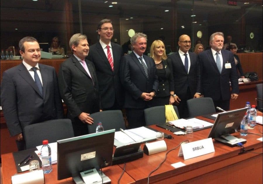 BRISEL: Srbija otvorila prva pregovaračka poglavlja BRISEL: Srbija otvorila prva pregovaračka poglavlja