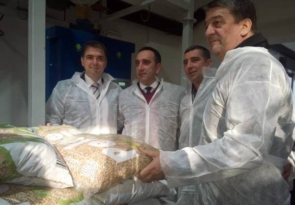 Otvorena fabrika peleta na Vučju, zaposleno 11 radnika Otvorena fabrika peleta na Vučju, zaposleno 11 radnika