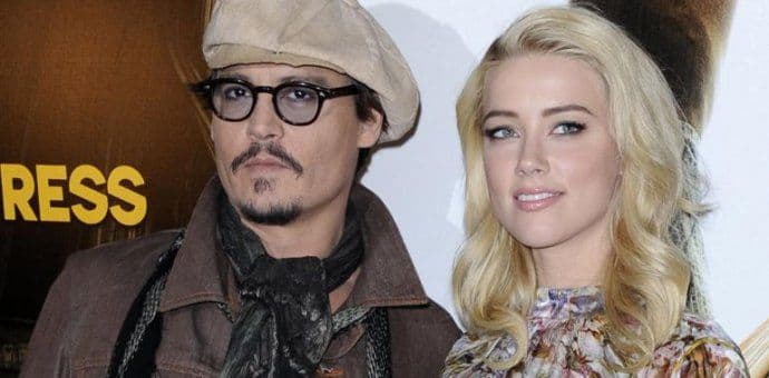 Supruga Džonija Depa na sudu  Supruga Džonija Depa na sudu