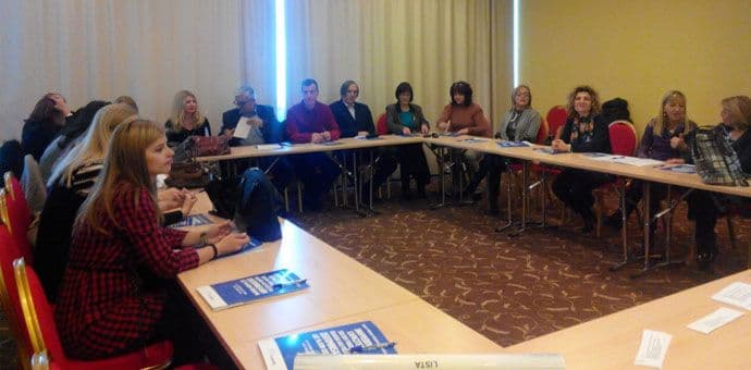 Seminar  “Unapređenje kapaciteta školskih psihologa i pedagoga kao podrška diskriminisanim LGBT mladim osobama”  Seminar  “Unapređenje kapaciteta školskih psihologa i pedagoga kao podrška diskriminisanim LGBT mladim osobama”