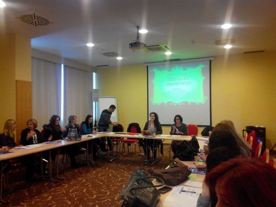 Seminar o podršci LGBT osobama u školama Seminar o podršci LGBT osobama u školama