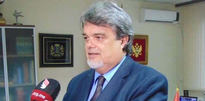 Srzentić: Novac za stanove obezbijeđen, traže proceduru da ga uplate izvođačima Srzentić: Novac za stanove obezbijeđen, traže proceduru da ga uplate izvođačima