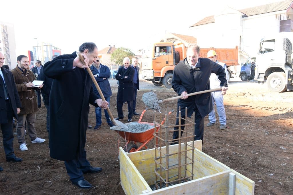 Položen kamen temeljac za izgradnju tržnice na Koniku Položen kamen temeljac za izgradnju tržnice na Koniku