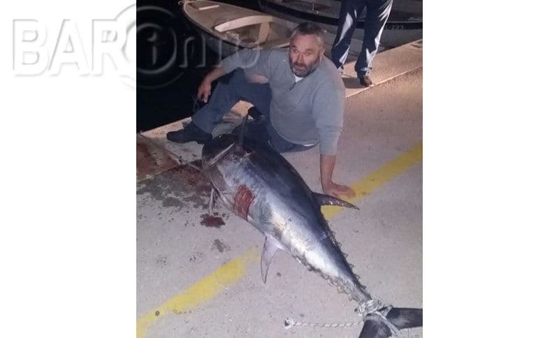 PODVIG: Zoran Radović ulovio tunu od skoro 100 kg! PODVIG: Zoran Radović ulovio tunu od skoro 100 kg!