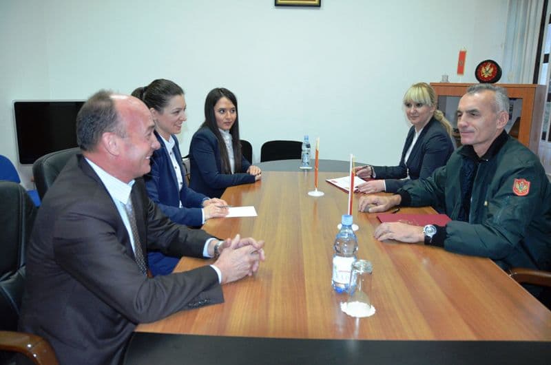 Potpisan plan bilateralne saradnje sa Ministarstvom odbrane Makedonije Potpisan plan bilateralne saradnje sa Ministarstvom odbrane Makedonije