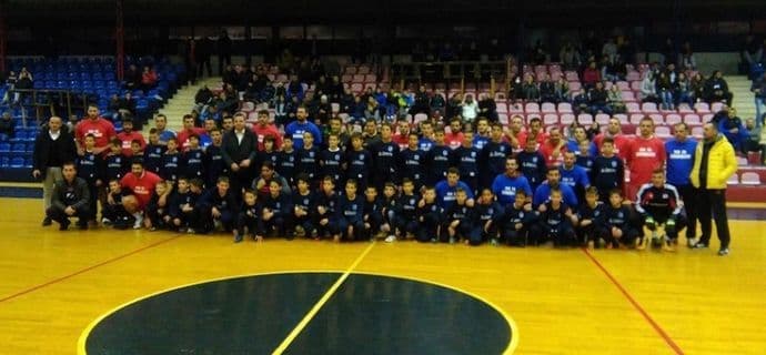 Iskra i Crna Gora igrali za malog Andriju Jelenića Iskra i Crna Gora igrali za malog Andriju Jelenića