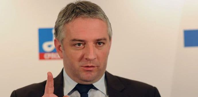 VUČUROVIĆ: Prelazna vlada uslov za rješenje teške političke krize VUČUROVIĆ: Prelazna vlada uslov za rješenje teške političke krize