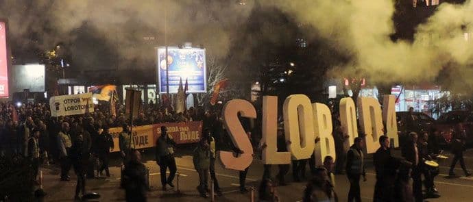 Počeo sukob u opoziciji oko biračkog tijela: Protestima do preraspodjele glasova Počeo sukob u opoziciji oko biračkog tijela: Protestima do preraspodjele glasova