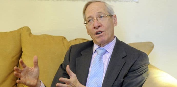 Majkl KIRBI: Tražićemo da Srbija pusti Kosovo u UN Majkl KIRBI: Tražićemo da Srbija pusti Kosovo u UN