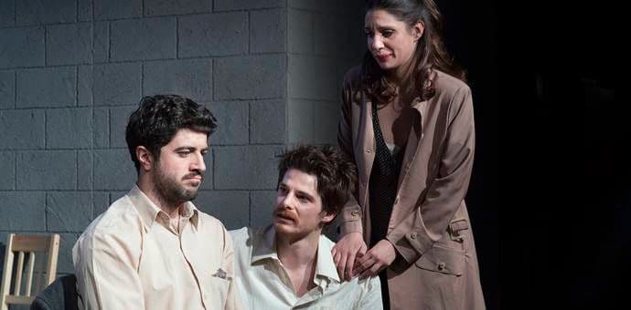 Četiri izvođenja "Pogleda s mosta" Gradskog pozorišta u DODEST-u Četiri izvođenja "Pogleda s mosta" Gradskog pozorišta u DODEST-u