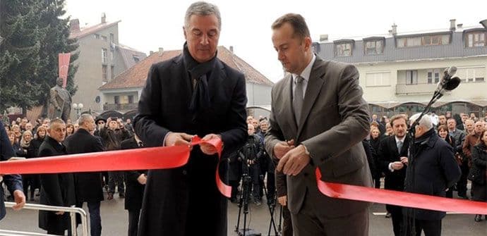 Otvorena zgrada opštinske uprave u Mojkovcu Otvorena zgrada opštinske uprave u Mojkovcu