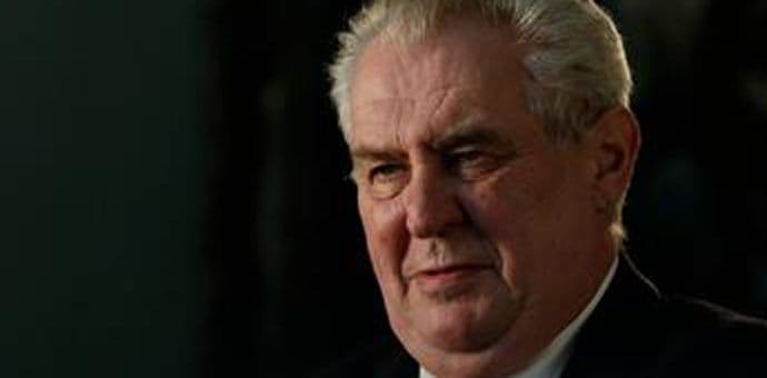 ZEMAN: Izbjeglički talas je "organizovana invazija" ZEMAN: Izbjeglički talas je "organizovana invazija"