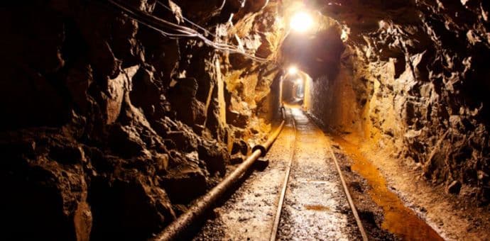 Vlasnik rudnika skočio u bunar zbog smrti rudara Vlasnik rudnika skočio u bunar zbog smrti rudara